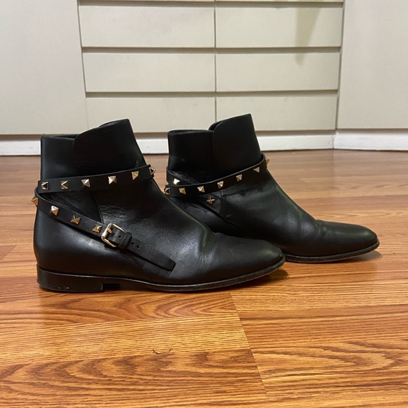 Valentino Garavani Rockstud Ankle Boots - Picture 2 of 12